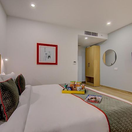 Townhouse Global Wings Hotels Near Sri Amruth Chithra Mandira Bangalore Dış mekan fotoğraf